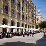 Eiffel Bridge Boutique Girona